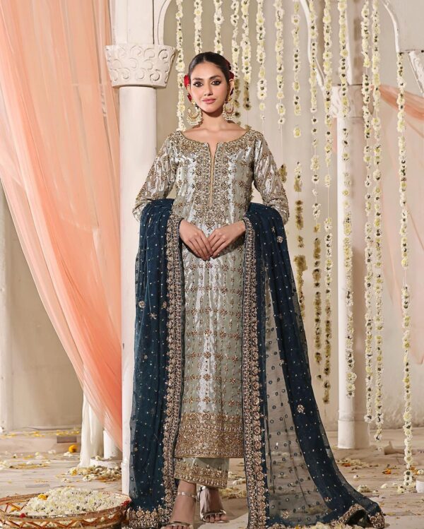 Noor Mahal 3pcs Embroided Collection