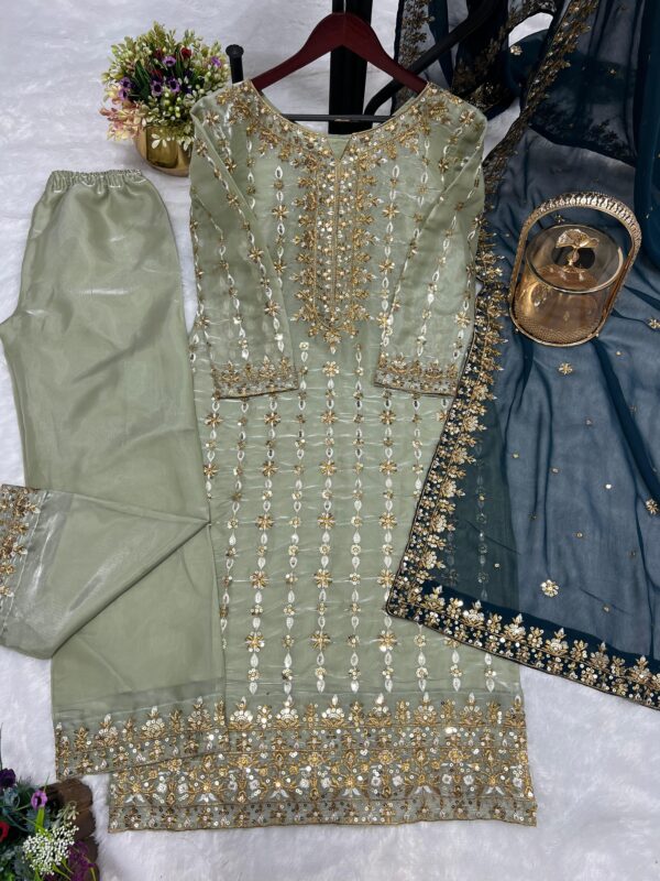 Noor Mahal 3pcs Embroided Collection