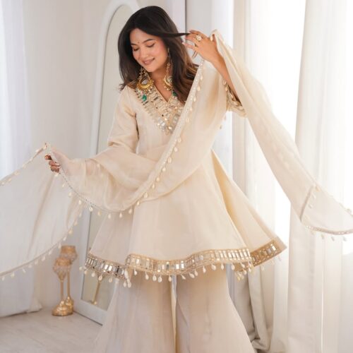 WhatsApp Image 2026-08-30 at 12.19.29 Moirror Muse 3pcs Collection